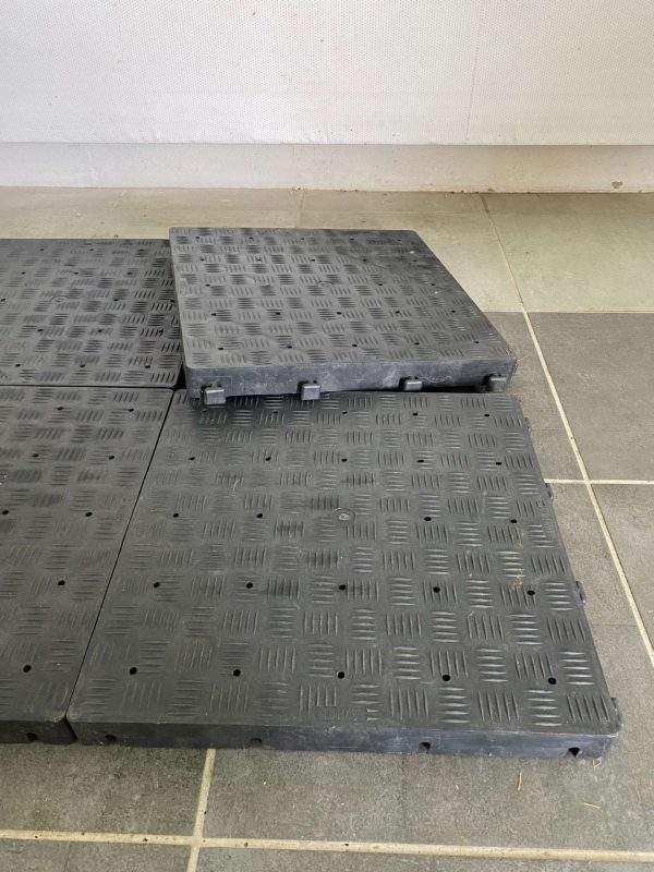 Plancher plastique